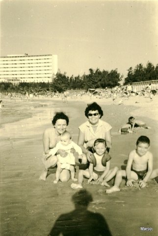 En 1957 Marco découvre le Sénégal/